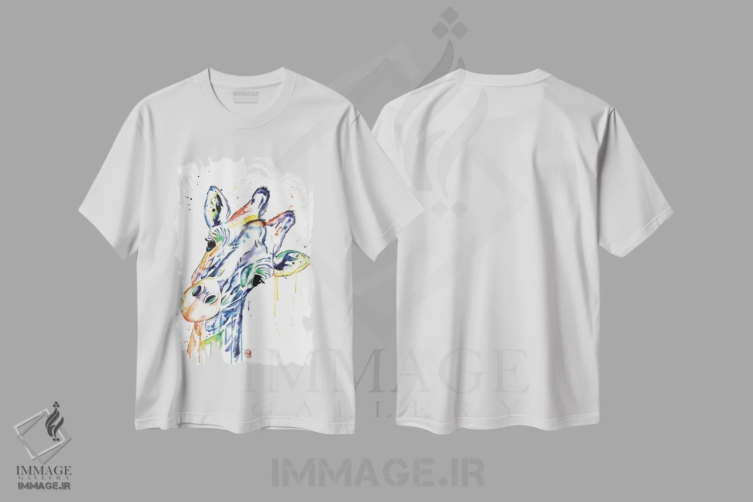 تیشرت سفید طرح دار – تیشرت هنری حیوانات ,زرافه کنجکاو اثر لیزا وایت هاوس immage.ir