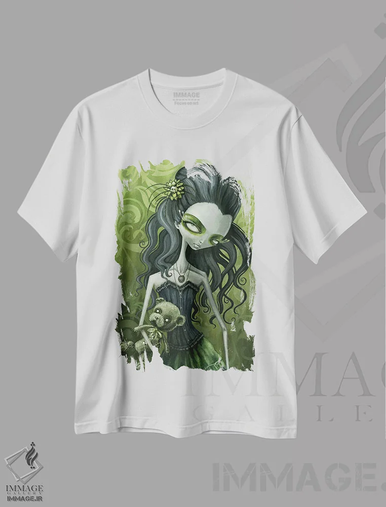 تیشرت سفید طرح دار – تیشرت فانتزی ,اما امرالد اثر مگان ماژوسکی immage.ir