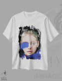 تیشرت سفید طرح دار – تیشرت انگیزشی ,چهره شماره LV اثر مارسیا آلک فروشگاه ایماژ