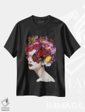 تیشرت مشکی طرح دار – تیشرت طبیعت ,سوسن با گل ها و پروانه ها اثر مارسیا آلک فروشگاه ایماژ
