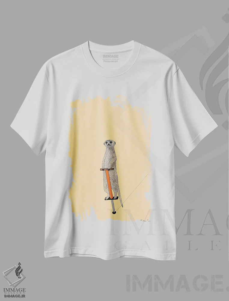 تیشرت سفید طرح دار – تیشرت طنز حیوانات ,میرکات روی چوب فنردار اثر مارتینا اسکات immage.ir