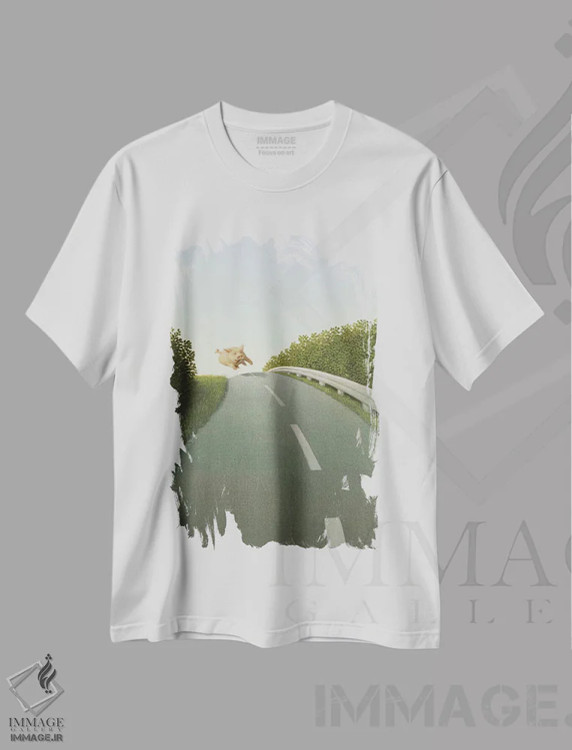 تیشرت سفید طرح دار – تیشرت طنز ,خوک بزرگراه اثر مایکل سووا immage.ir