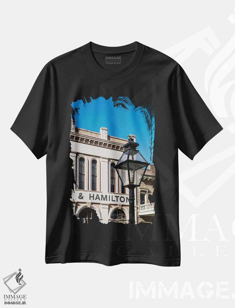 تیشرت مشکی طرح دار – تیشرت هنری ,ساختمان بیکر و همیلتون، منطقه تاریخی ساکرامنتوی قدیم، کالیفرنیا اثر مایکل دفریتاس فروشگاه ایماژ
