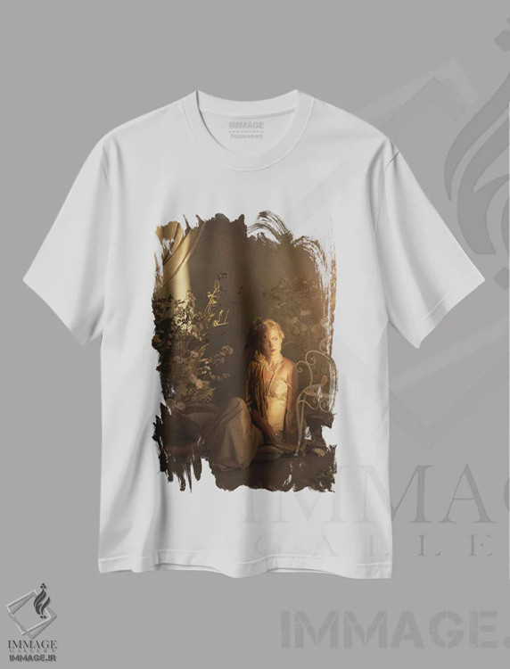 تیشرت سفید طرح دار – تیشرت وینتیج ,بانوی کلاسیک اثر میکائلا دوریسووا immage.ir