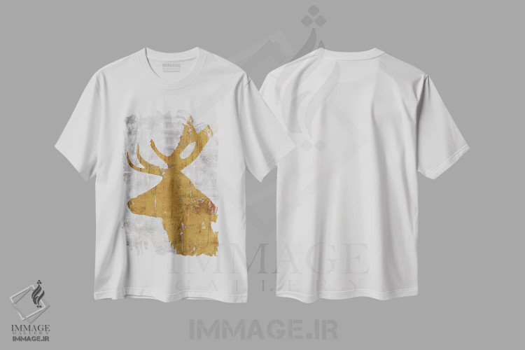 تیشرت سفید طرح دار – تیشرت طبیعت ,گوزن در کلبه روستایی روی زمینه خاکستری اثر ماری الین کوسون immage.ir