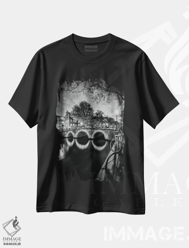 تیشرت مشکی طرح دار – تیشرت هنری ,منظره شبانه شاعرانه از کانال کایزرزگرات آمستردام اثر ملانی ویولا فروشگاه ایماژ