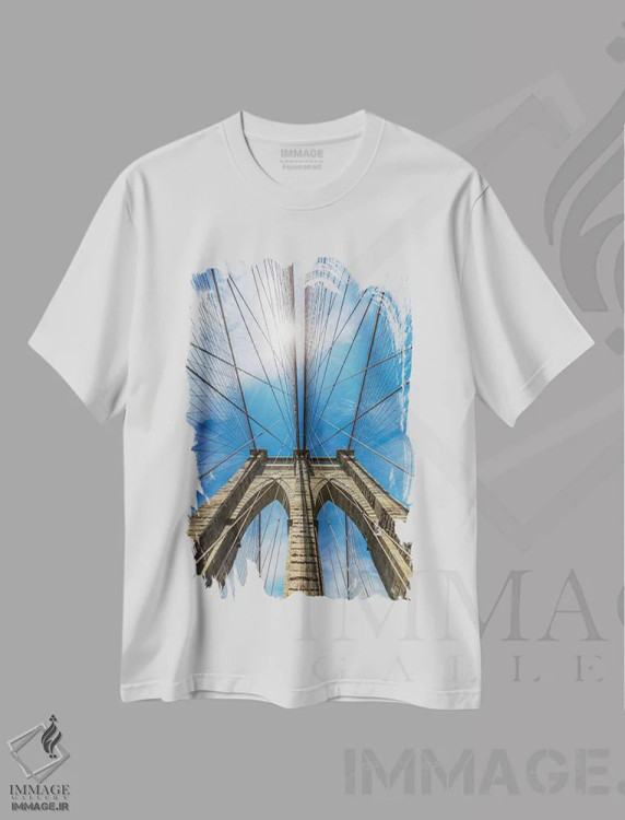 تیشرت سفید طرح دار – تیشرت شهری ,پل بروکلین نیویورک در ارتفاع اثر ملانی ویولا فروشگاه ایماژ