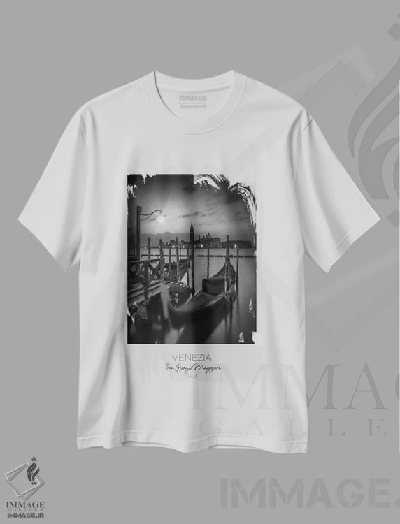 تیشرت سفید طرح دار – تیشرت طبیعت ,در کانون توجه: سن جورجو ماجوره ونیز اثر ملانی ویولا immage.ir