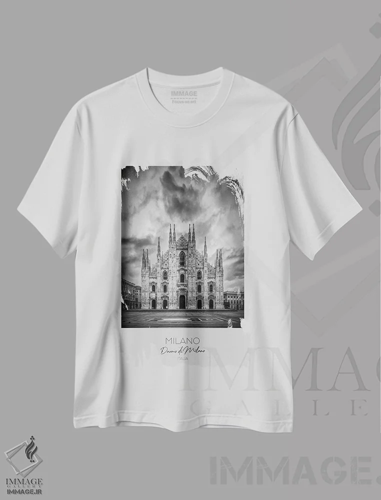 تیشرت سفید طرح دار – تیشرت مینیمال ,در کانون توجه: کلیسای جامع سانتا ماریا ناسنته میلان اثر ملانی ویولا immage.ir