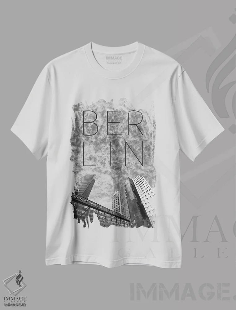 تیشرت سفید طرح دار – تیشرت شهری ,پلاتس پوتسدامر برلین با متن و نمای آسمان خراش ها اثر ملانی ویولا فروشگاه ایماژ