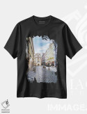 تیشرت مشکی طرح دار – تیشرت شهری ,کارلووا، کوچه ای دنج در پراگ اثر ملانی ویولا immage.ir