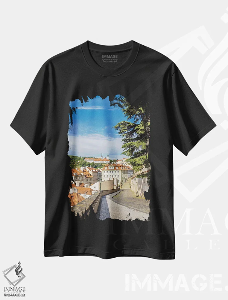 تیشرت مشکی طرح دار – تیشرت شهری ,نمای صومعه استراهوف از کوچه Ke Hradu در پراگ اثر ملانی ویولا immage.ir