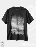 تیشرت مشکی طرح دار – تیشرت فانتزی ,طوفان در راه است اثر میرو گرادینشاک immage.ir