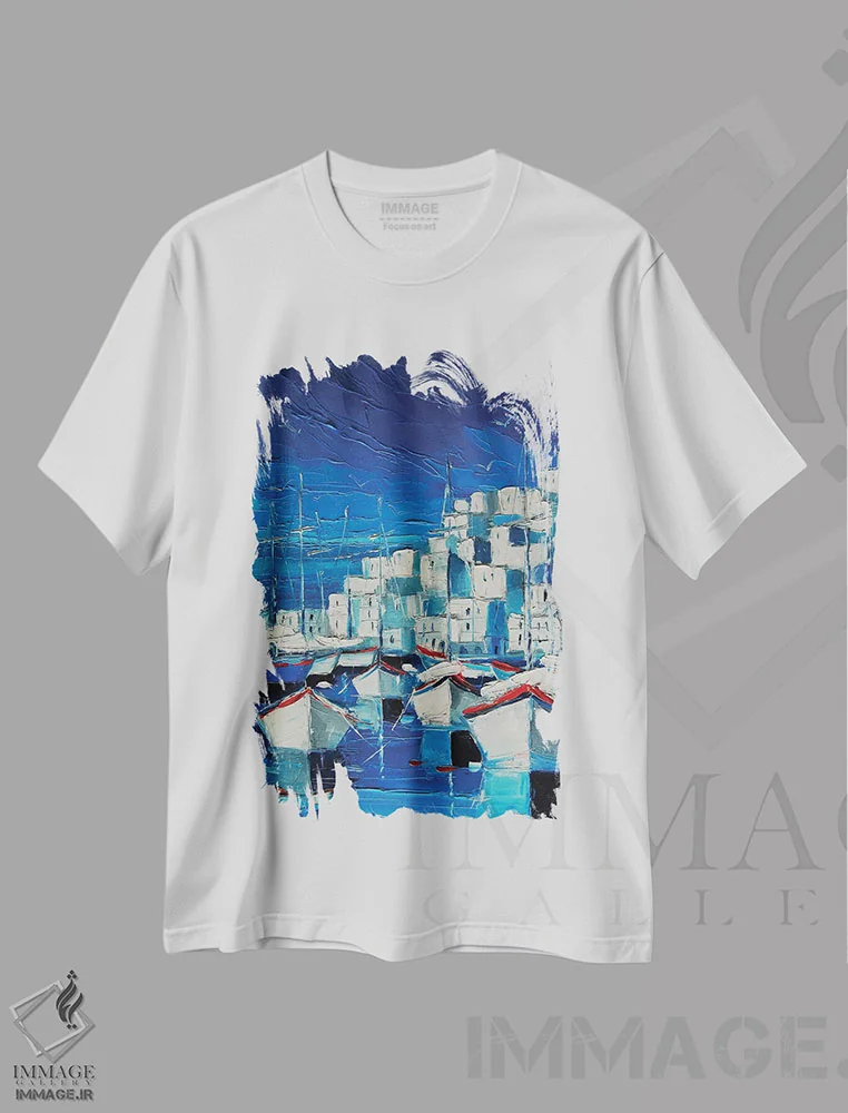 تیشرت سفید طرح دار – تیشرت هنری ,بندر یونانی اثر مونا ادولسکو immage.ir
