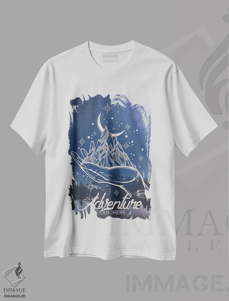 تیشرت سفید طرح دار – تیشرت طبیعت ,ماجراجویی آنجاست: بازتاب ستارگان کوهستانی اثر نیچر مجیک immage.ir