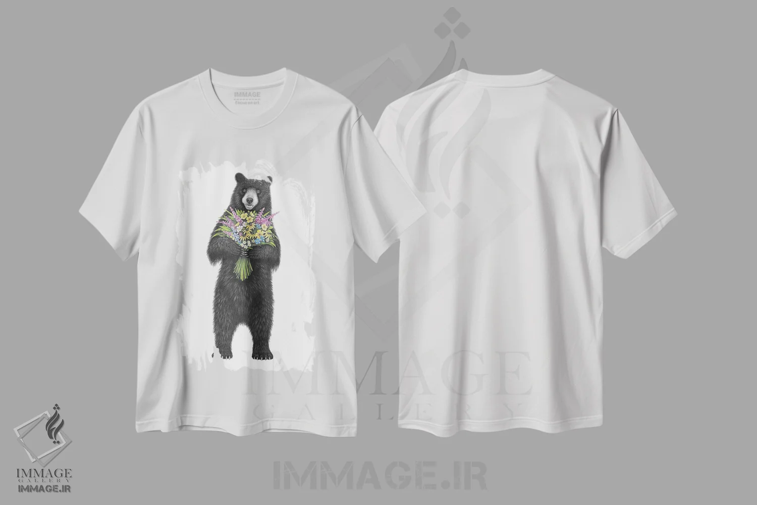 تیشرت سفید طرح دار – تیشرت طبیعت ,خرس دسته گل به دست اثر مندی هک فروشگاه ایماژ