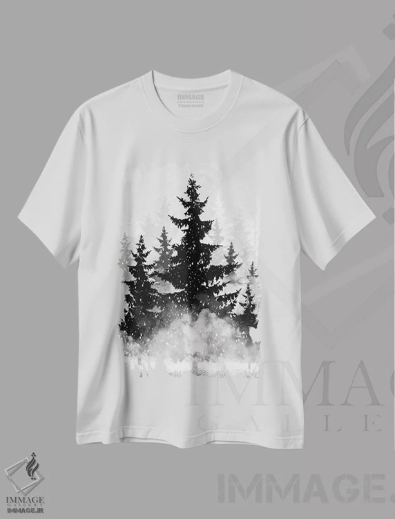 تیشرت سفید طرح دار – تیشرت طبیعت ,کاج های مه آلود II اثر ملودی هوگان immage.ir