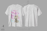 تیشرت سفید طرح دار – تیشرت طبیعت بهاری ,راکون شکوفه گیلاس اثر مارتین هسو immage.ir
