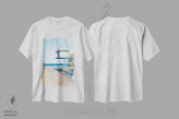 تیشرت سفید طرح دار – تیشرت ساحلی ,برج نجات غریق در کوراموندی اثر مردیت هاوس فروشگاه ایماژ