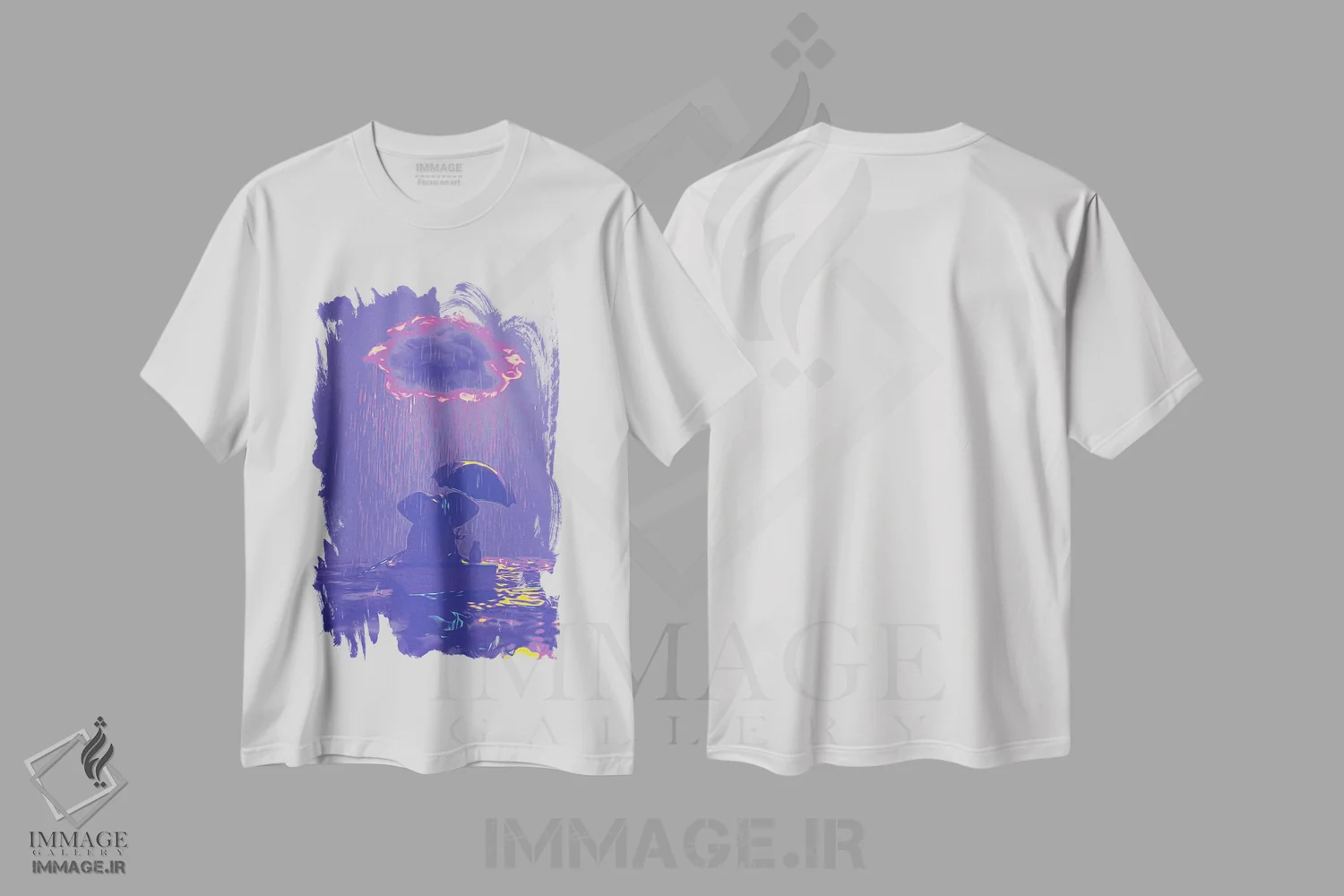 تیشرت سفید طرح دار – تیشرت حیوانات ,یک فیل و یک سگ در قایقی در باران شناورند اثر مایک کیف فروشگاه ایماژ