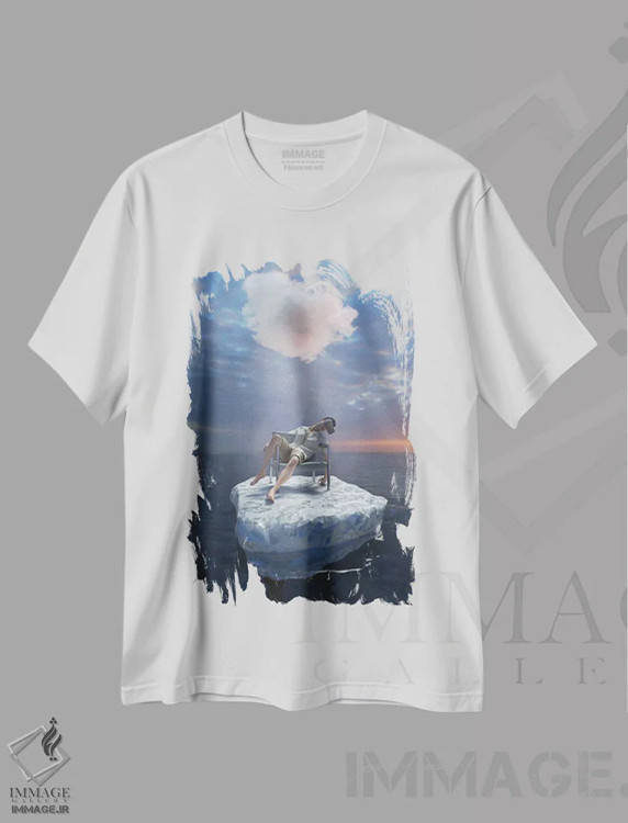 تیشرت سفید طرح دار – تیشرت گرافیکی ,جوانی با عینک واقعیت مجازی دریا را می پیماید اثر مایک کیف فروشگاه ایماژ