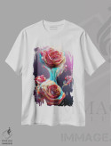 تیشرت سفید طرح دار – تیشرت گلدار ,رزهای قرمز پوشیده شده با شیره شیرین اثر مایک کیف فروشگاه ایماژ
