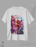 تیشرت سفید طرح دار – تیشرت گلدار ,رزهای قرمز پوشیده شده با شیره شیرین اثر مایک کیف immage.ir