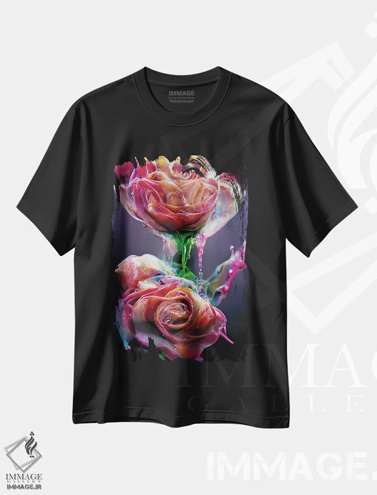 تیشرت مشکی طرح دار – تیشرت گلدار ,رزهای قرمز پوشیده شده با شیره شیرین اثر مایک کیف immage.ir