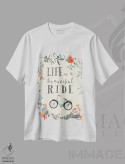 تیشرت سفید طرح دار – تیشرت اسپرت ,زندگی یک سواری زیباست اثر میا چارّو فروشگاه ایماژ