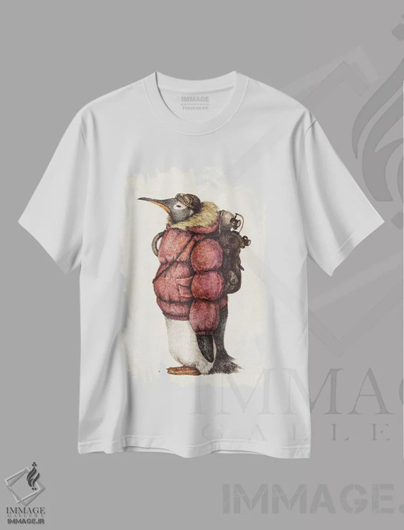 تیشرت سفید طرح دار – تیشرت پنگوئن ,"کاوشگر قطب شمال قرمز" اثر مایک کوبو immage.ir