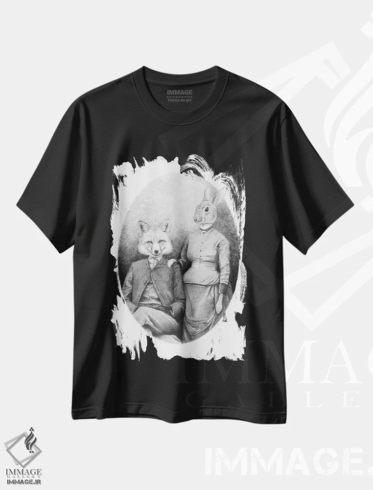 تیشرت مشکی طرح دار – تیشرت سیاه سفید ,"روباه ها" اثر مایک کوبو فروشگاه ایماژ