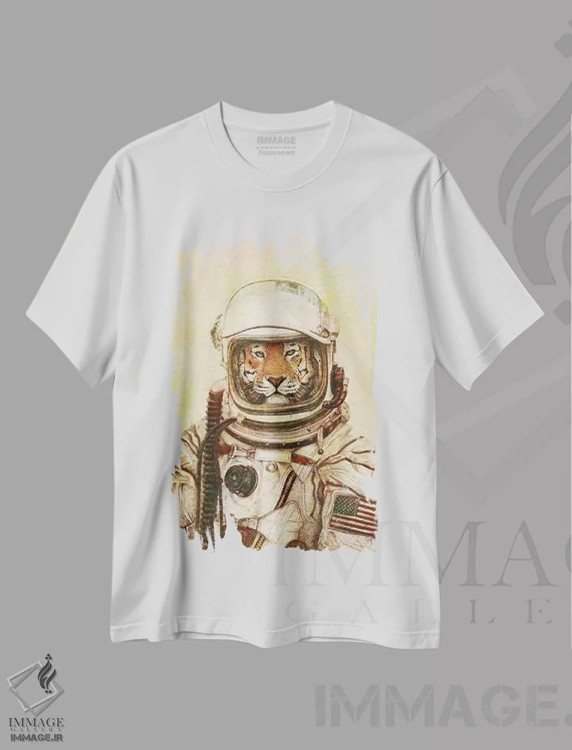 تیشرت سفید طرح دار – تیشرت طنز ,"آپولو " اثر مایک کوبو immage.ir