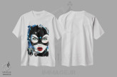 تیشرت سفید طرح دار – تیشرت پاپ آرت ,"زن گربه ای" اثر مارک اشکنازی فروشگاه ایماژ