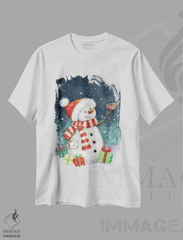 تیشرت سفید طرح دار – تیشرت کریسمس ,"آدم برفی با هدایا ب" اثر ماکیکو فروشگاه ایماژ