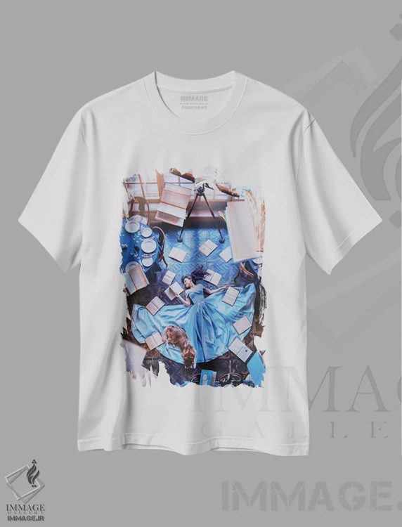 تیشرت سفید طرح دار – تیشرت هنری ,"پری های کتاب" اثر هوبوپیبا فروشگاه ایماژ