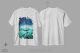 تیشرت سفید طرح دار – تیشرت مدرن ,"زندگی بر روی دریاچه بایکال" اثر هوبوپیبا فروشگاه ایماژ