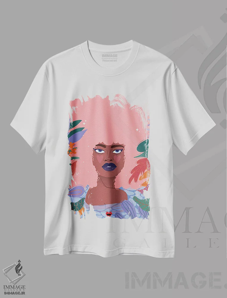 تیشرت سفید طرح دار – تیشرت مد ,"قدرتمند" اثر مادلن بلامور فروشگاه ایماژ
