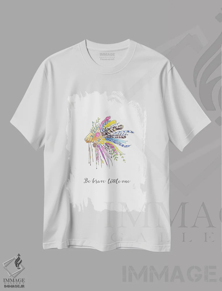 تیشرت سفید طرح دار – تیشرت انگیزشی ,"شجاع باش" اثر مرسدس لوپز چارّو immage.ir