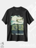 تیشرت مشکی طرح دار – تیشرت ژوراسیک پارک ,"بازدید از ایزلا نوبلار" اثر ماتیولِه immage.ir