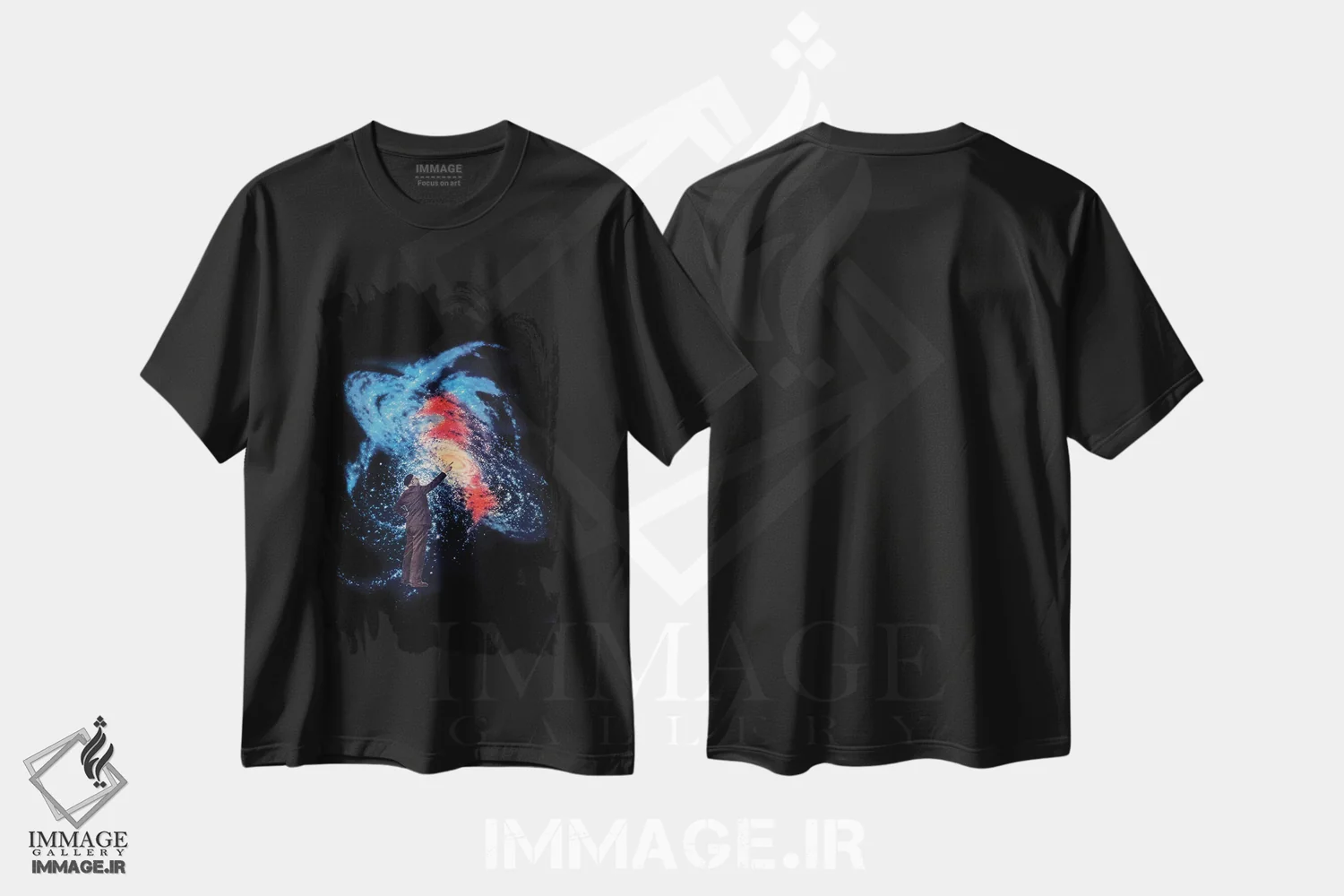 تیشرت مشکی طرح دار – تیشرت نجوم ,"تو اینجایی" اثر ماتیولِه فروشگاه ایماژ