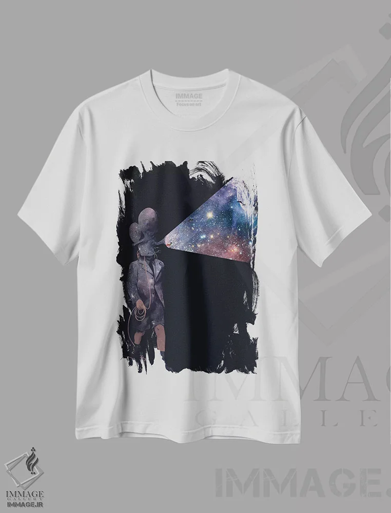 تیشرت سفید طرح دار – تیشرت فانتزی ,"فیلمبردار" اثر ماتیولِه immage.ir