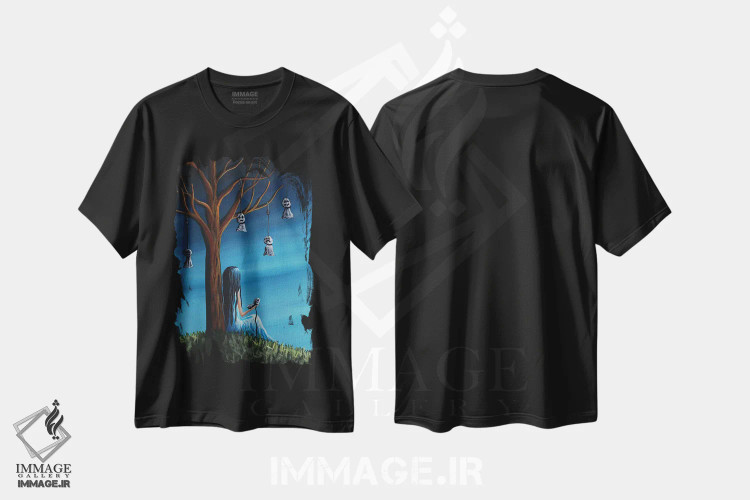 تیشرت مشکی طرح دار – تیشرت هنری ,اینجا آن قدرها هم جای تنهایی نیست اثر سالن هنری مون لایت immage.ir