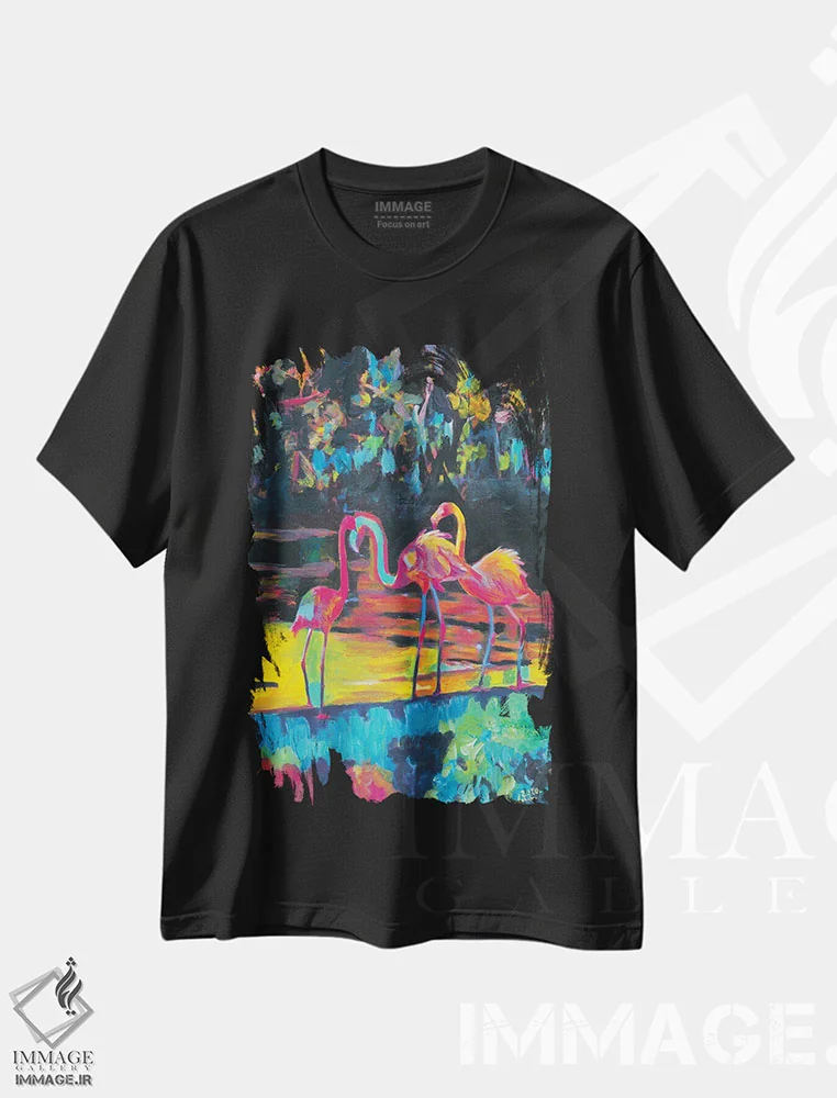 تیشرت مشکی طرح دار – تیشرت طبیعت ,فلامینگوها به سبک امپرسیونیستی-اکسپرسیونیستی فئینیکوپتروس روزئوس اثر مارکوس و مارتینا بلیشنر فروشگاه ایماژ