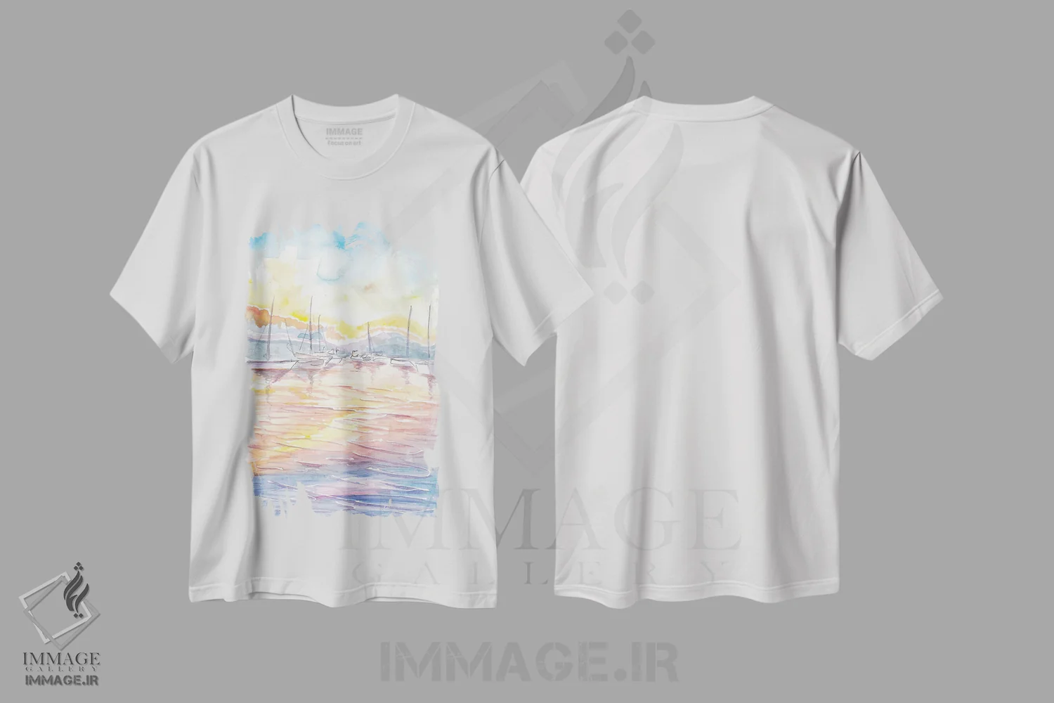 تیشرت سفید طرح دار – تیشرت ساحلی ,بندرگاه رویایی قایق های تفریحی با غروب و نور بر آب اثر مارکوس و مارتینا بلیشنر immage.ir
