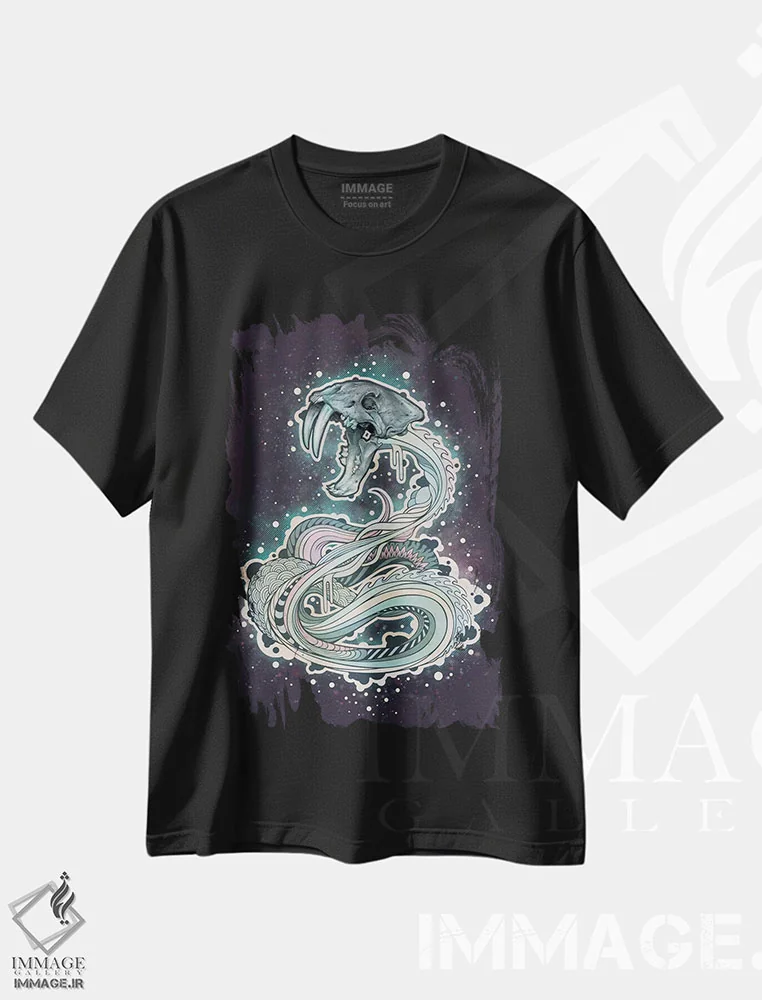 تیشرت مشکی طرح دار – تیشرت فانتزی ,مار دندان خنجری اثر مت میلر فروشگاه ایماژ