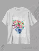 تیشرت سفید طرح دار – تیشرت فانتزی ,دسته گل کوزه زنجبیلی پانزدهم آبرنگ اثر میشل موسپنس immage.ir