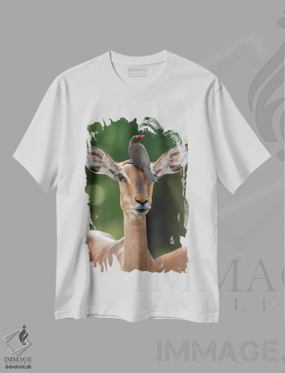 تیشرت سفید طرح دار – تیشرت طبیعت ,ایمپالا و پرنده اُکس پکر اثر موگنس تروله immage.ir