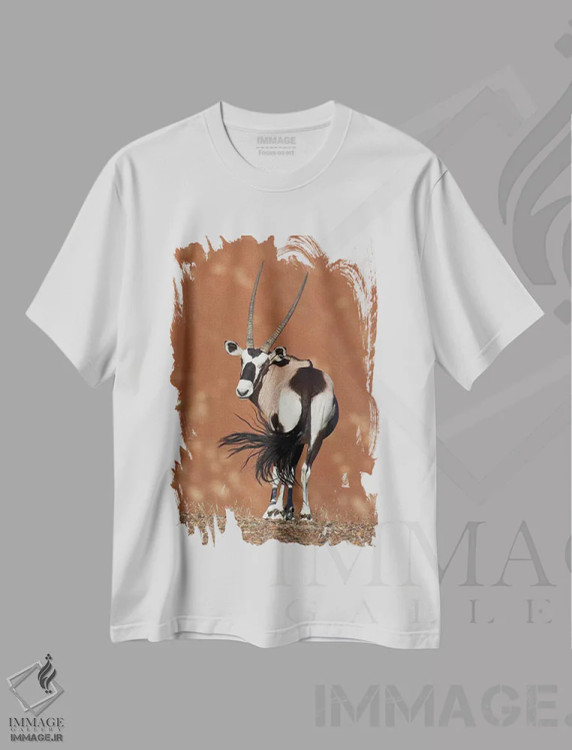 تیشرت سفید طرح دار – تیشرت حیوانات ,اوریکس در حال تکان دادن دم اثر موگنس تروله immage.ir