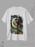 تیشرت سفید طرح دار – تیشرت فانتزی ,اژدهای ماه اثر مایلز پینکنی فروشگاه ایماژ