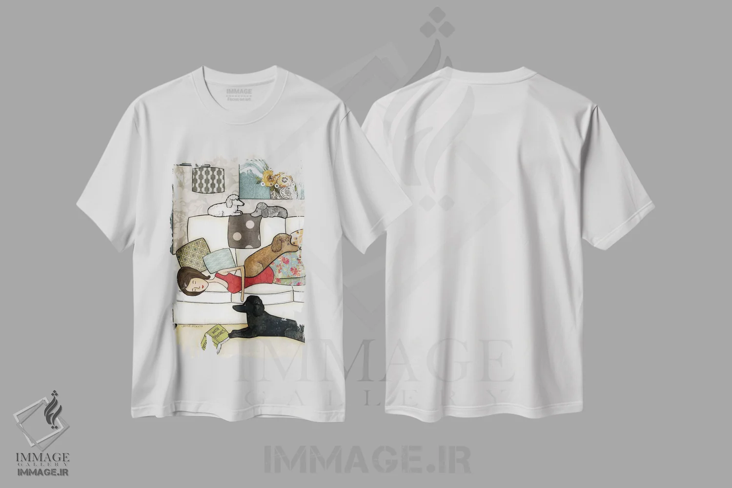 تیشرت سفید طرح دار – تیشرت فانتزی ,بیهوش کنار سگ های پودل اثر جیمی موراث immage.ir